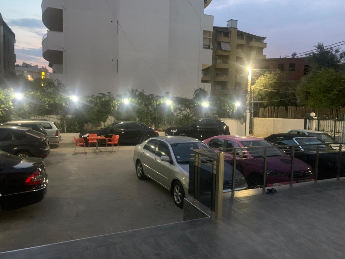 Villa Premium Драч Екстериор снимка