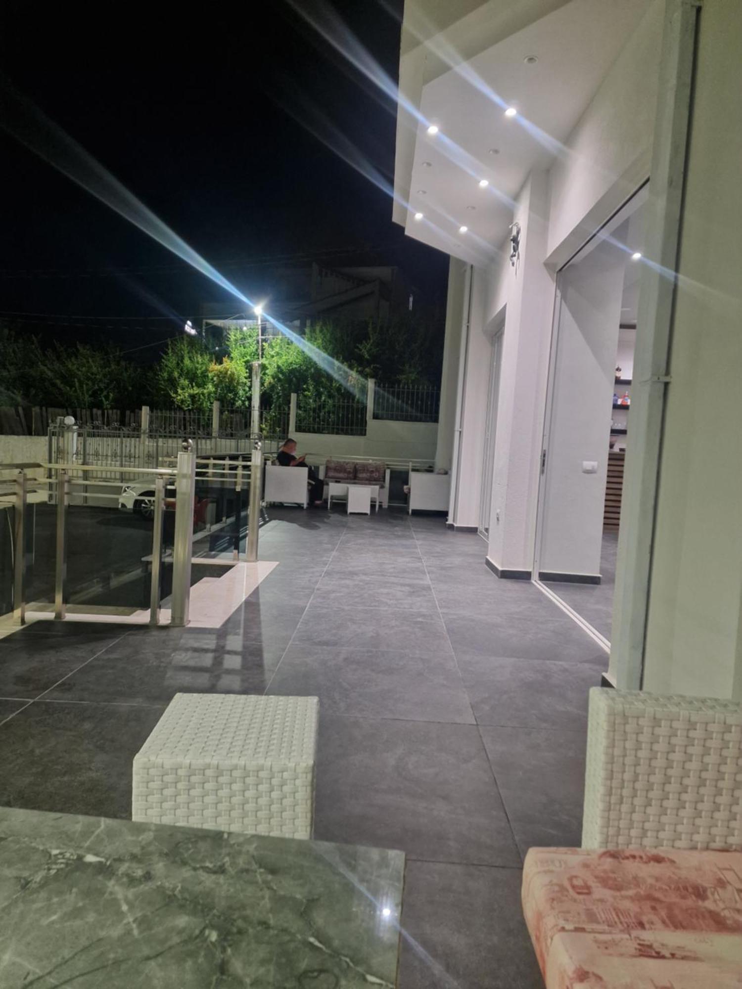 Villa Premium Драч Екстериор снимка